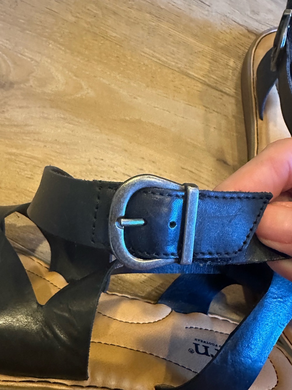 Born "May" Sandal size 11 - Picture 8 of 10